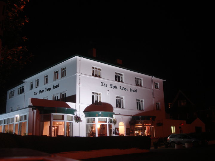 White Lodge Hotel, Filey, at night